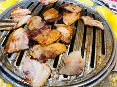 -青瓦炭韩潮烤肉(花园道店)