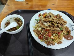 -荣荣面馆(丹溪大道店)
