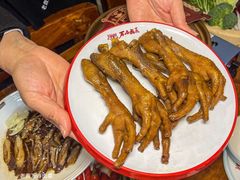 -老鼎万春卤菜(五代传承创始老店)