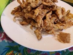 -闯关东东北农家菜(崂山石老人店)