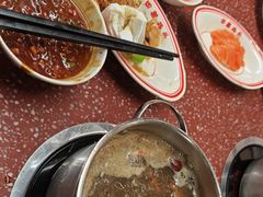-四囍码头海鲜烧烤自助火锅(外滩南京东路悦荟广场店)