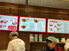 -牛吃草牛肉面(甬港南路店)