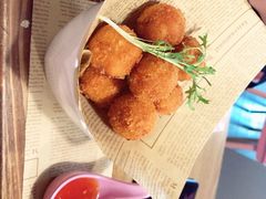 -樱花里音乐餐吧·牛扒椰子鸡(东圃店)