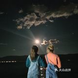 夜晚的洱海