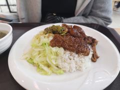 猪脚肥肠双拼饭-八一路好吃街(雨田商务大厦店)