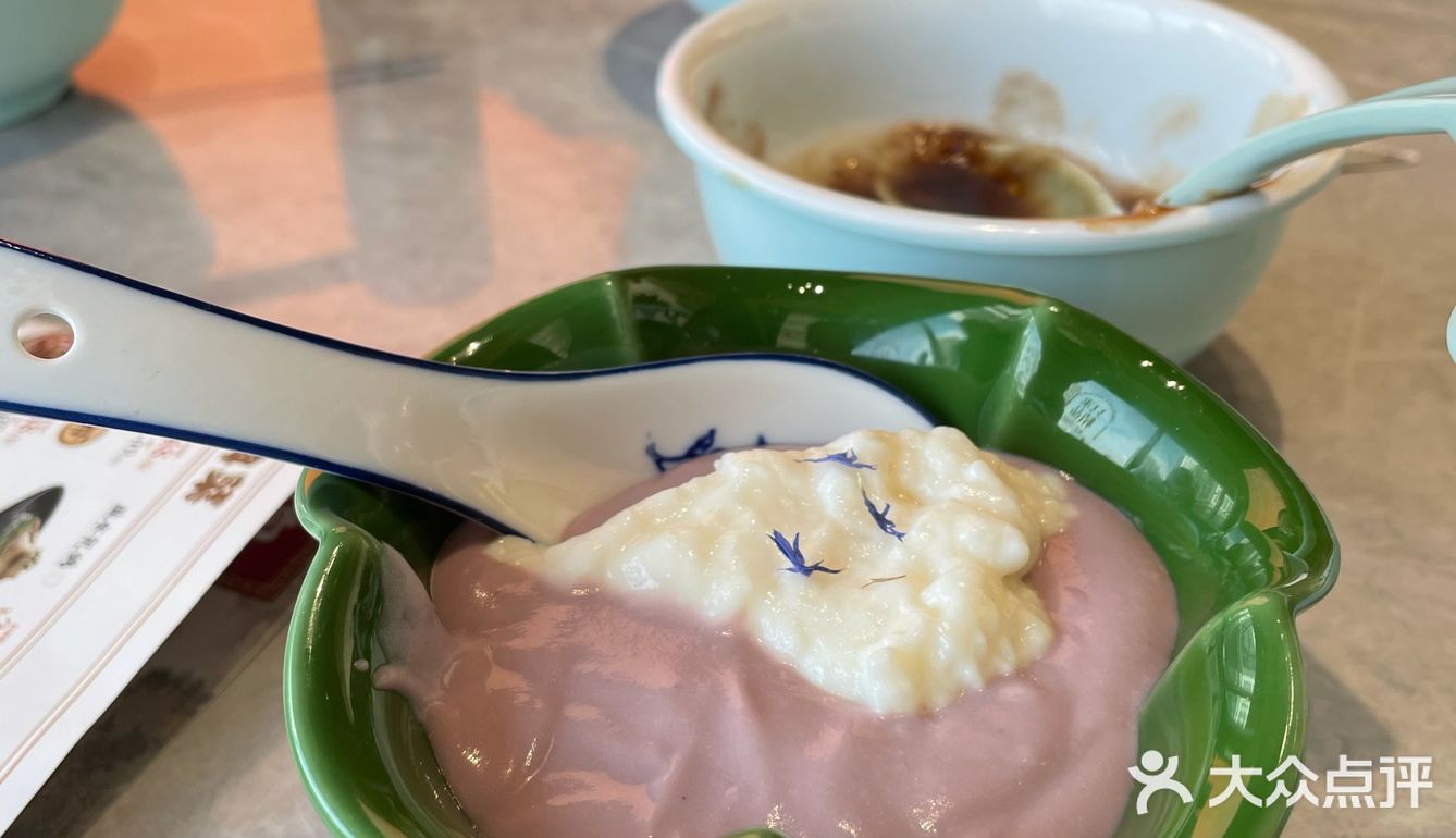 老字号鸡鸣汤包
