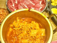 -青瓦炭韩潮烤肉(花园道店)