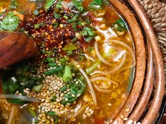 铜锅米线-麒麟风烤牛肉·云南烧烤小排档(丹凤街店)