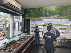 -万记麻辣烫国展总店