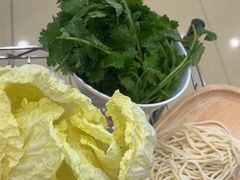 -楼外楼大刀肉传统火锅(西安大路店)