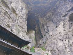 -龙水峡地缝景区