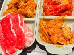 -梨花甄选自助烤肉(小寨原力场店)