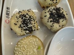 -小杨生煎(白玉兰广场店)