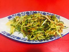 黄瓜拌金针菇-夕阳红小吃(中街大悦城店)