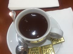 -VENCHI 闻绮(上海佛罗伦萨小镇店)