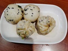 鲜虾双拼-大壶春生煎(四川中路店)