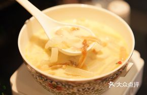 Signature Steamed Clam Soup