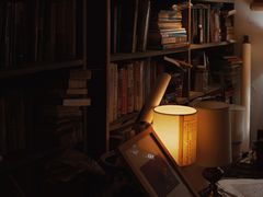 -邊城書店