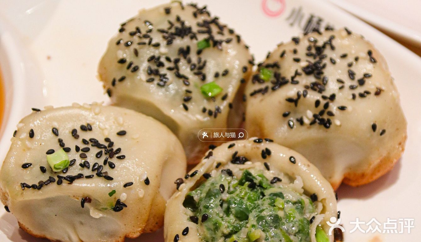 春日限定美味怎么能少得了这口荠菜生煎呢🔥
