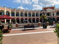 -佛罗伦萨小镇广佛名品奥特莱斯(疏港路店)