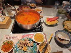 -尚尚仙·酸汤猪手·猪肚鸡火锅(华联万柳购物中心店)