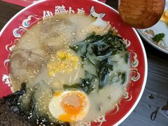 鲜熬豚骨叉烧拉面-仙隐小鹿中华料理(南宁万象城店)