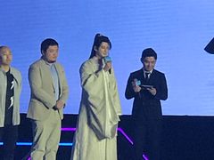 -上海跨国采购会展中心