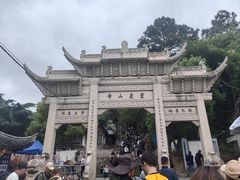 -灵岩山风景区