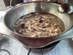 -范饭椰林川湘味海鲜·椰子鸡(三亚湾椰梦长廊店)