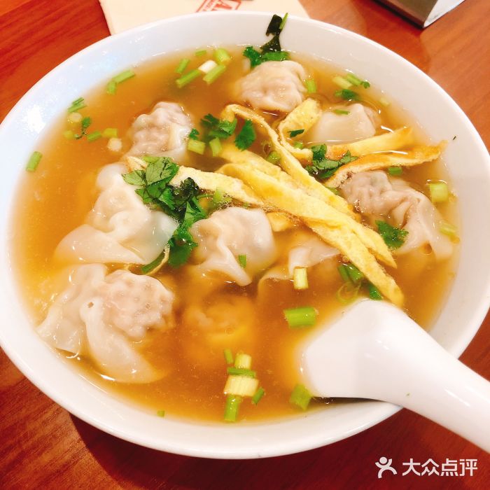 AFS|青岛传统包子铺鲜肉馄饨图片