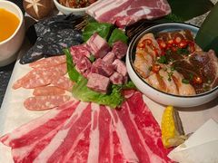 -嘿嘟嘟·肋条烧肉放题(爱融荟城店)