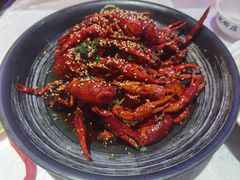 -肥肥虾庄·金牌油焖大虾(首义路店)