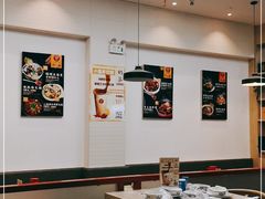 大堂-小鳌陪你小排档·四季小龙虾·田鸡·宵夜(中央第五街店)