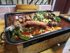 -老东镇啤酒屋海鲜加工·蒸汽海鲜·海鲜烧烤(台东店)