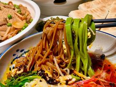 -江城小馆陕南妈妈菜·全球旅行餐厅(钟楼店)