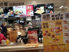 -麦当劳(军博店)