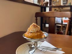 -Café Monson