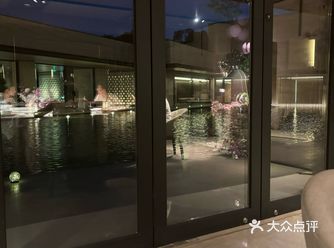 好朋友过而立生日，选择了迎宾馆，实属高大上
