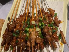 -巴厘龙虾·榜首油焖大虾(音乐学院·沿江酒馆店)