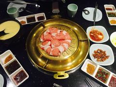 -猪啊牛呀羊啊铜盘烤肉(正大广场店)