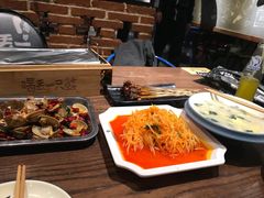 -喝丢一只鞋辣炒海鲜小烧烤(三八广场店)