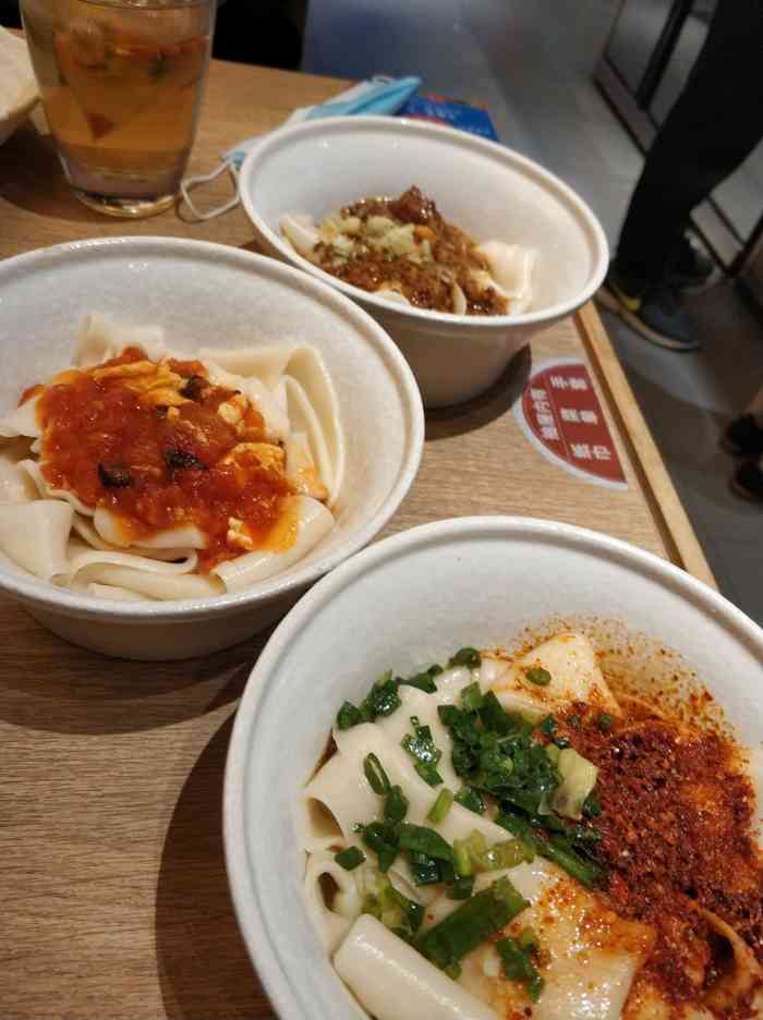 大师兄·手工面·西北菜(东方新天地店)-"一直很喜欢吃面食 在附近逛