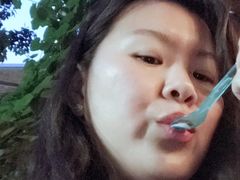 -莓园冰淇淋店
