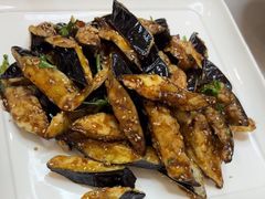 -鑫渔港海鲜本地菜·山海关浑锅(东戴河店)