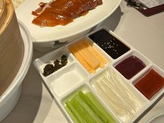 至尊招牌烤鸭-大碗居·烤鸭·鱼头泡饼(天坛东门店)