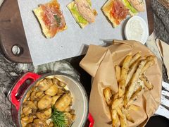 -LES ELITES 英集荟(南京西路店)