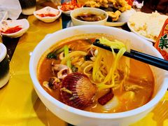 辣海鲜面-淘淘园·韩式手工炸酱面(井亭天地店)