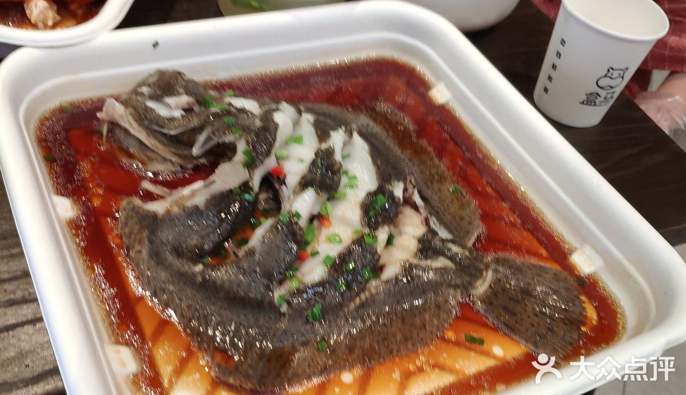 加起来才两百出头，另外去了边上的其他档口