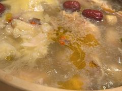 -邹开喜·炭炉鸡煲·海鲜火锅(虹口足球场店)