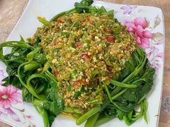 剁椒藤菜-洪霞餐馆